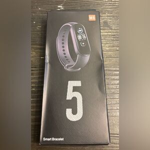 NEW M5 Smart Bracelet Fitness Activity Tracker New in Box